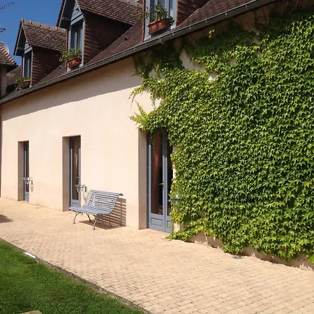 Guest house La Tour Des Plantes Monce-en-Belin
